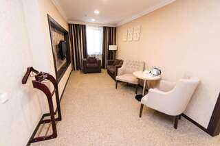 Отель King Hotel Astana Нур-Султан Люкс-10
